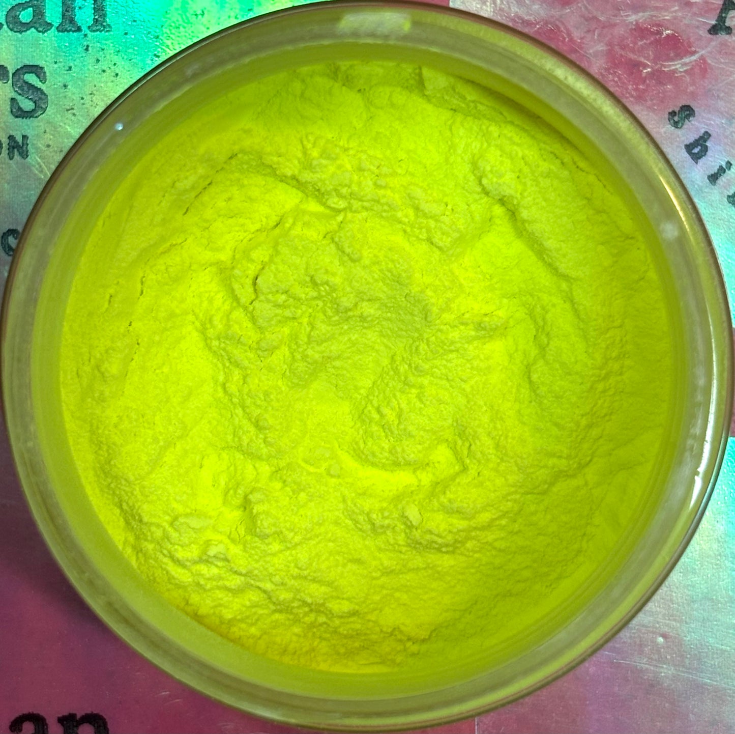Anana Yellow Mica Powder (Glow-in-the-Dark)